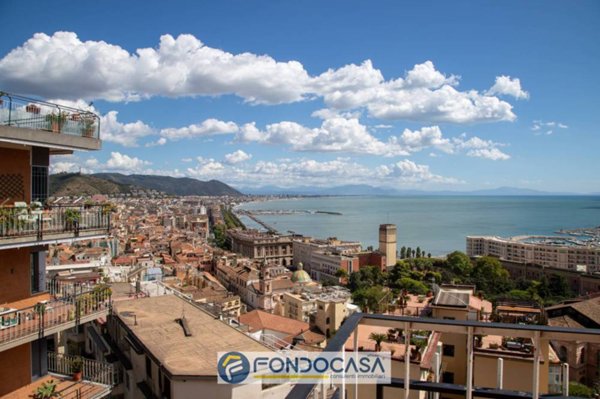 appartamento in vendita a Salerno in zona Centro Città