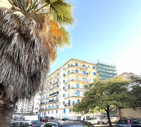 appartamento in vendita a Salerno in zona Mercatello