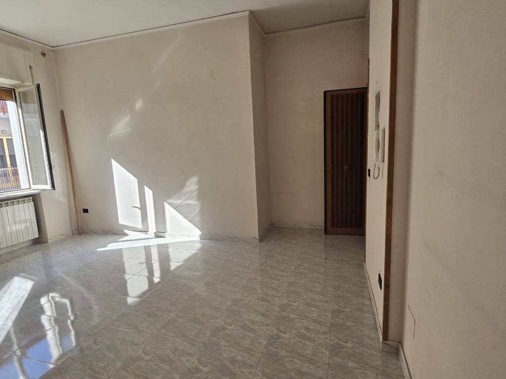 appartamento in vendita a Salerno in zona Pastena