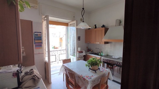 appartamento in vendita a Salerno in zona Calcedonia