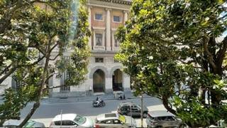 appartamento in vendita a Salerno in zona Centro Città