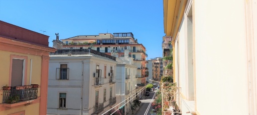 appartamento in vendita a Salerno in zona Centro Città