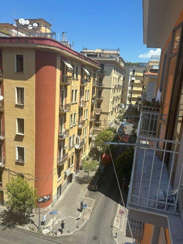 appartamento in vendita a Salerno in zona Centro Città