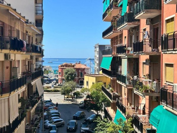 appartamento in vendita a Salerno in zona Mercatello