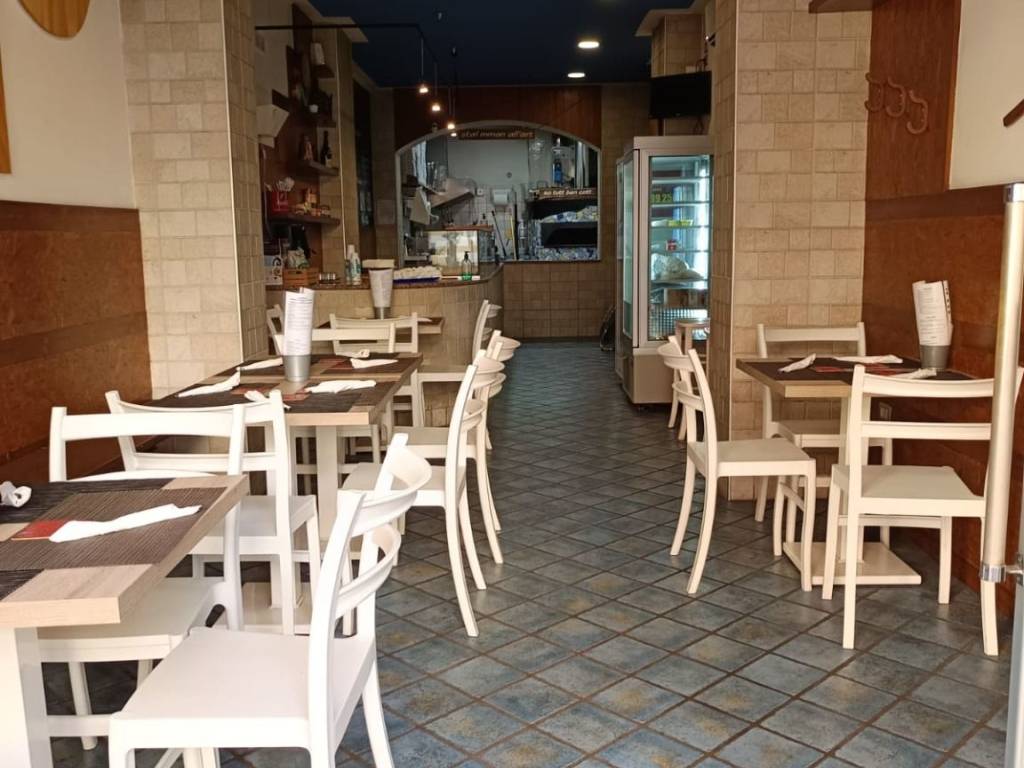 negozio in vendita a Salerno