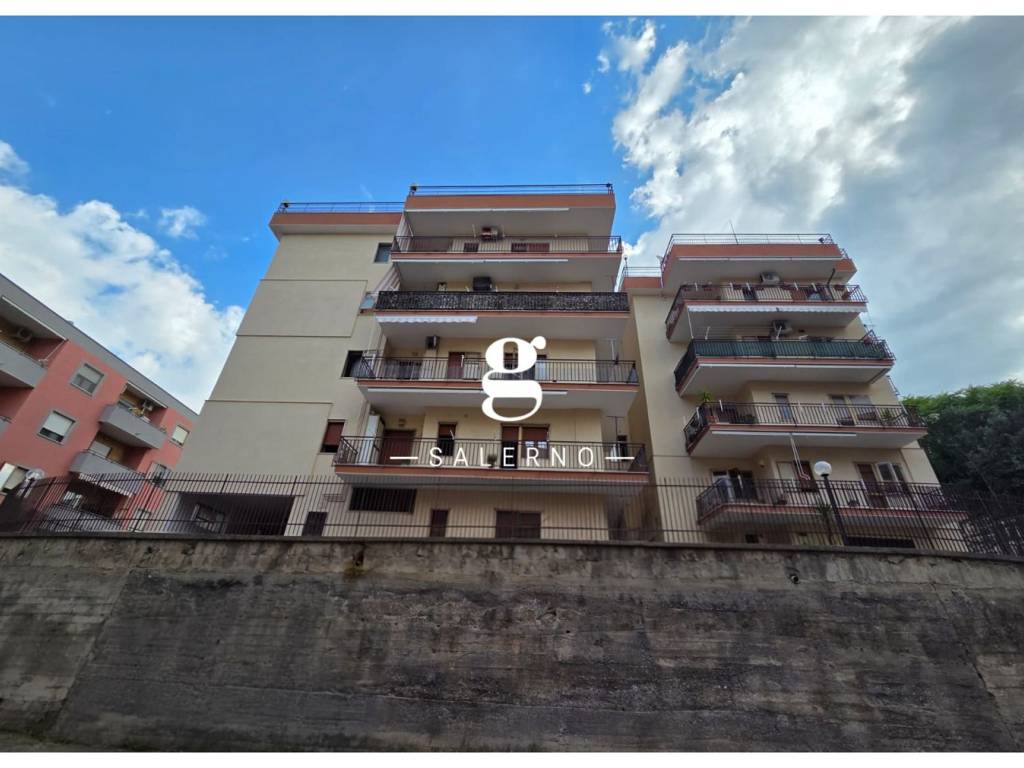 appartamento in vendita a Salerno in zona Matierno