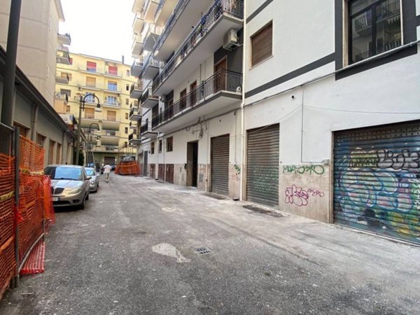appartamento in vendita a Salerno in zona Pastena