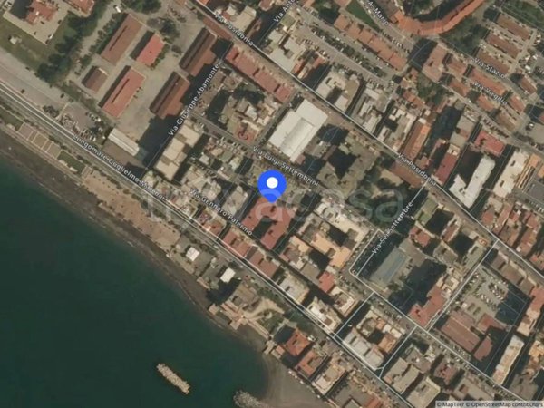 appartamento in vendita a Salerno in zona Mercatello