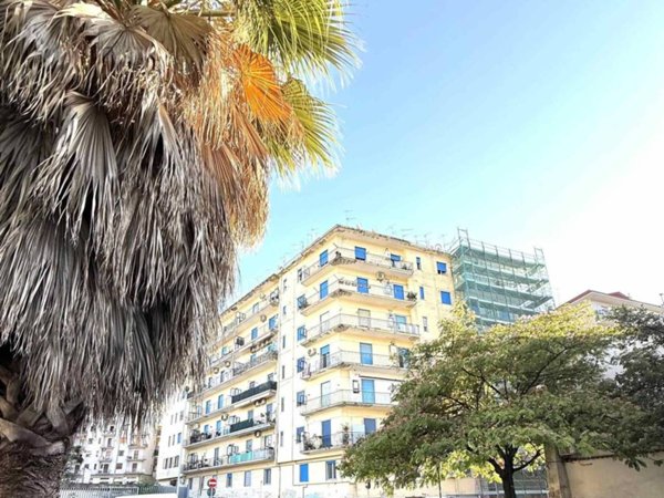 appartamento in vendita a Salerno in zona Pastena