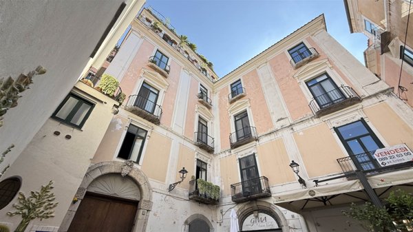 appartamento in vendita a Salerno in zona Centro Città
