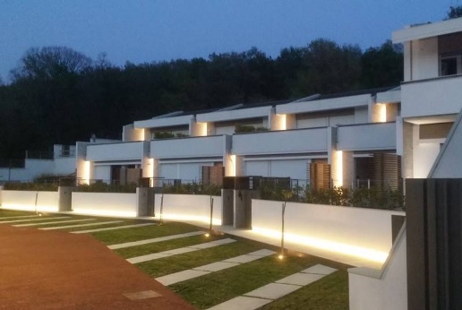 casa indipendente in vendita a Salerno in zona Brignano / Piezzo