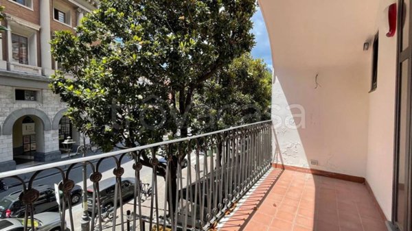 appartamento in vendita a Salerno in zona Centro Città