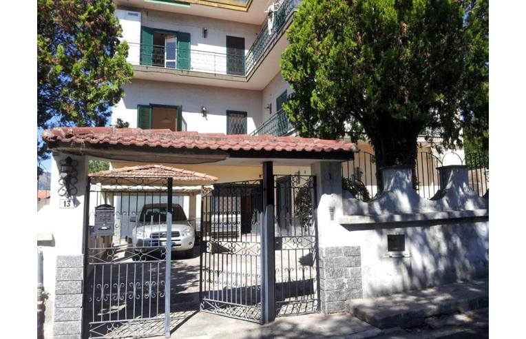 casa indipendente in vendita a Salerno
