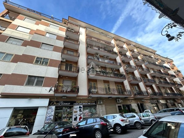 appartamento in vendita a Salerno in zona Pastena