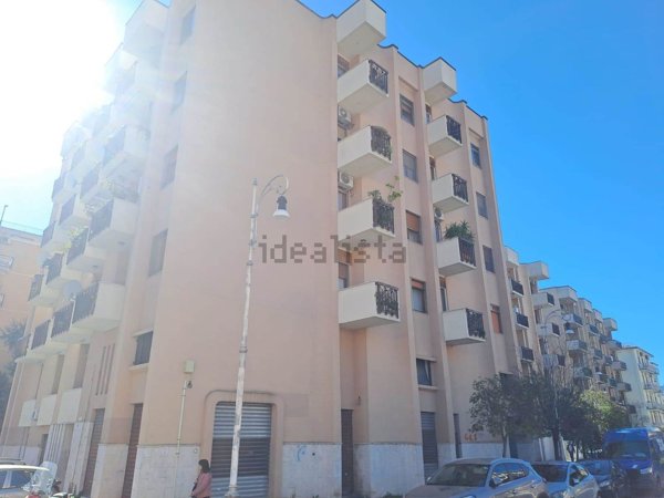 appartamento in vendita a Salerno in zona Pastena