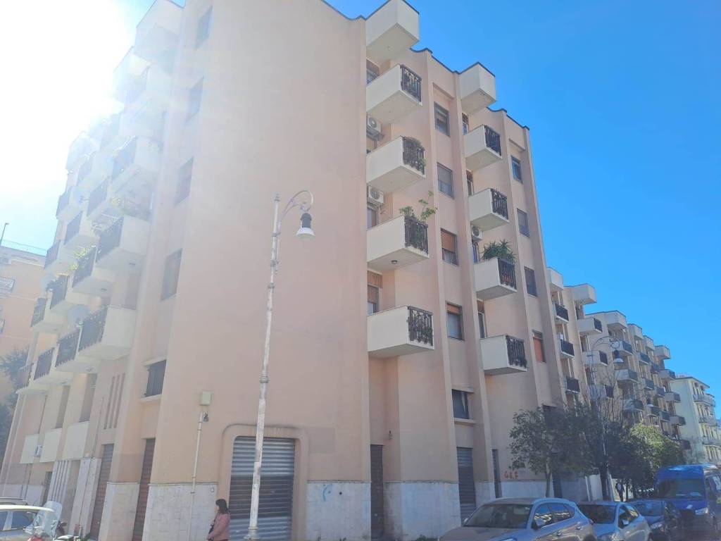 appartamento in vendita a Salerno in zona Pastena
