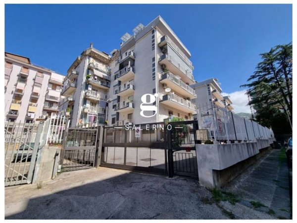 appartamento in vendita a Salerno in zona Torrione