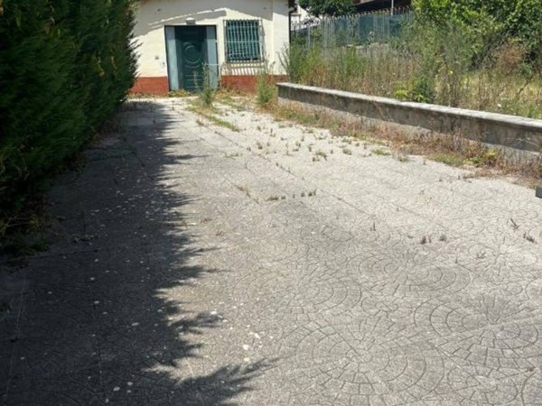 casa indipendente in vendita a Salerno in zona Torrione