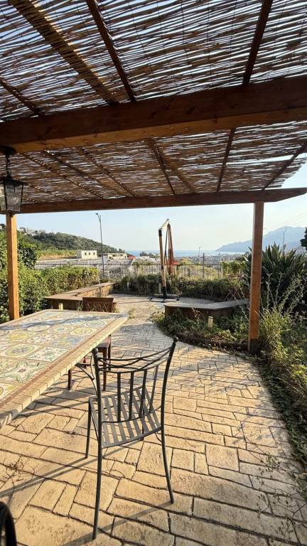 appartamento in vendita a Salerno in zona Brignano / Piezzo