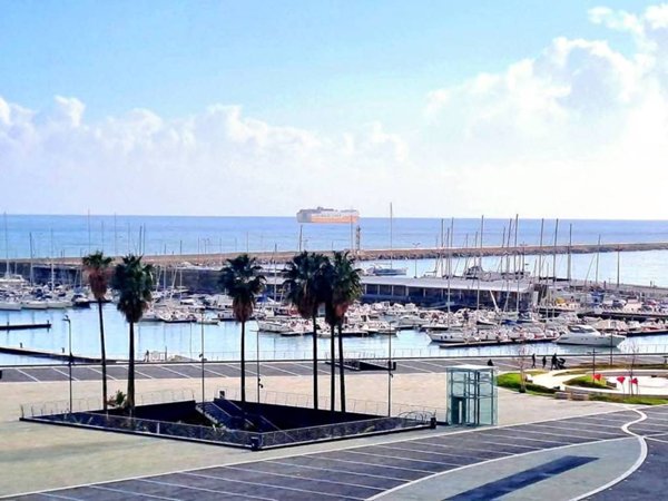 appartamento in vendita a Salerno in zona Centro Città