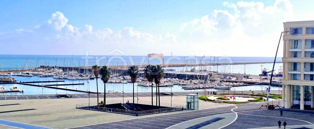 appartamento in vendita a Salerno in zona Centro Città