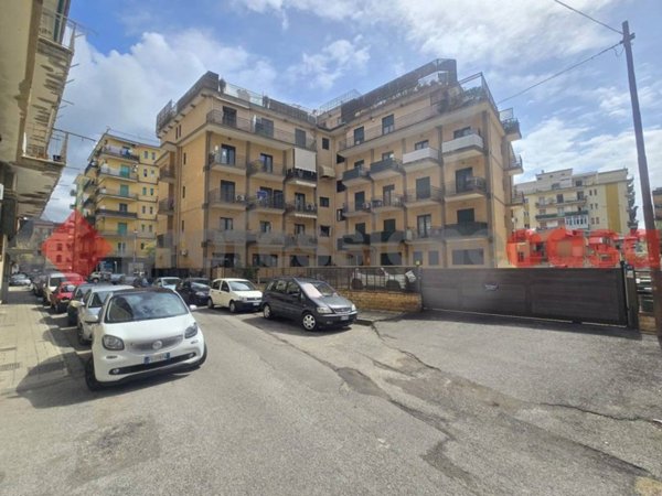 appartamento in vendita a Salerno in zona Pastena
