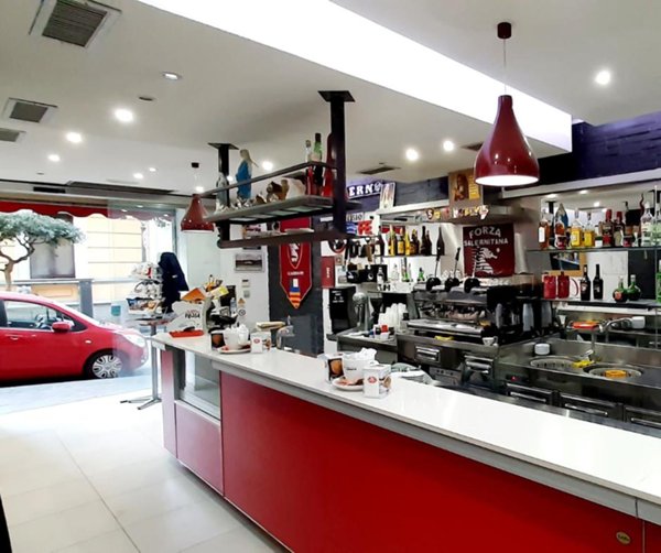 appartamento in vendita a Salerno in zona Centro Città