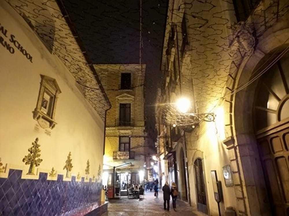 appartamento in vendita a Salerno in zona Centro Città