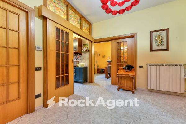 appartamento in vendita a Salerno in zona Pastena