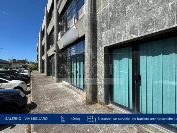 ufficio in vendita a Salerno in zona San Leonardo