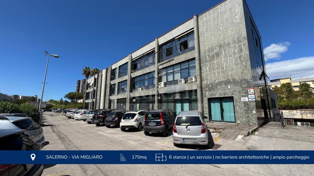 ufficio in vendita a Salerno in zona San Leonardo