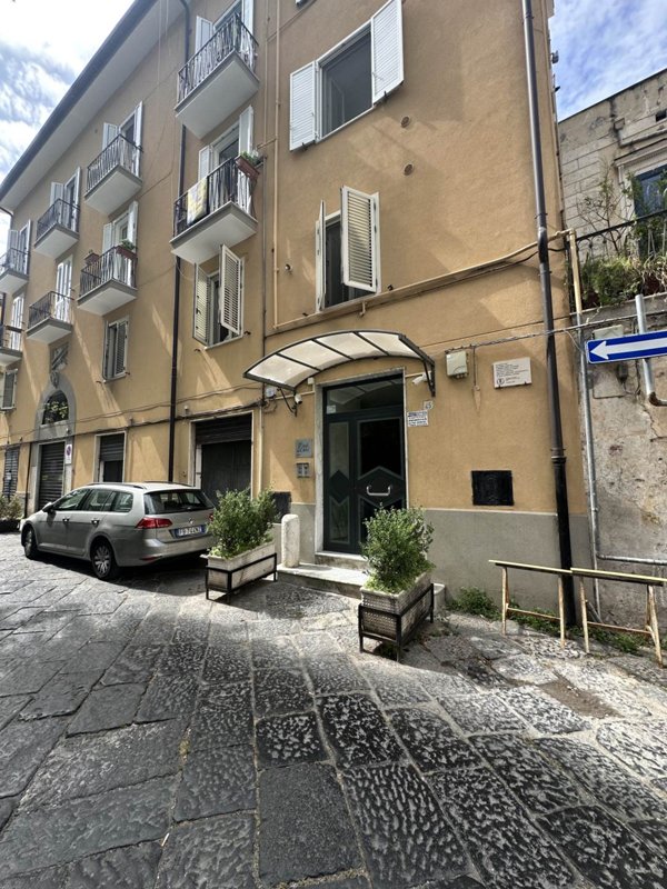 appartamento in vendita a Salerno in zona Centro Città