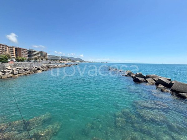 appartamento in vendita a Salerno in zona Centro Città