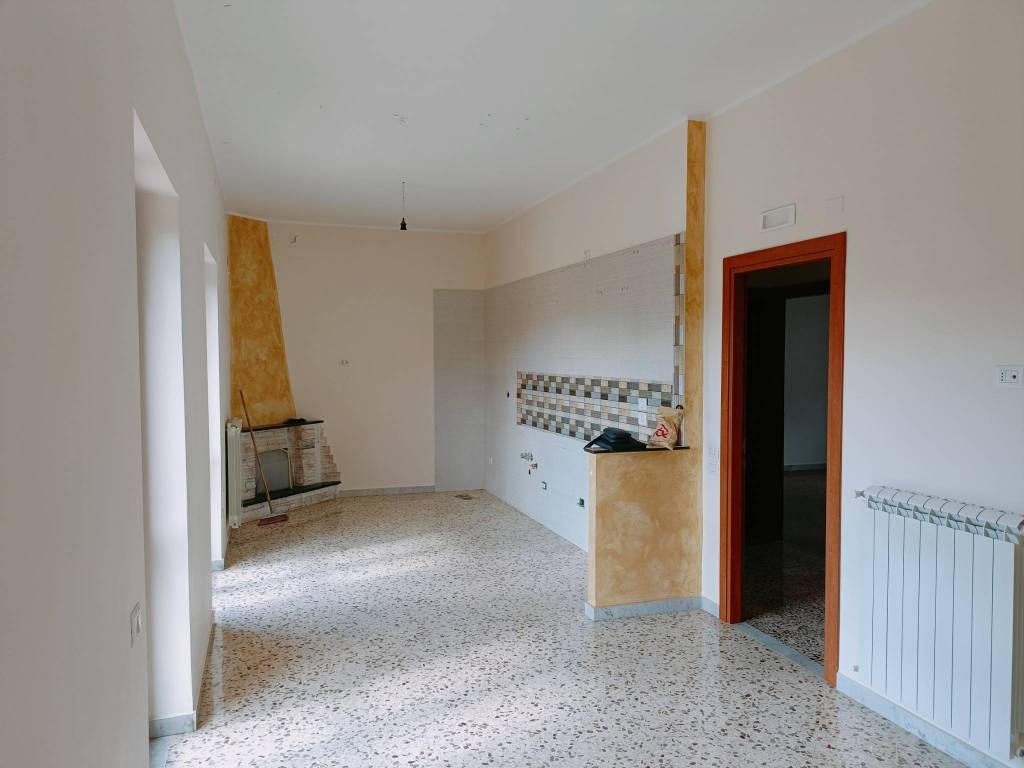 appartamento in vendita a Salerno in zona Giovi Altimare