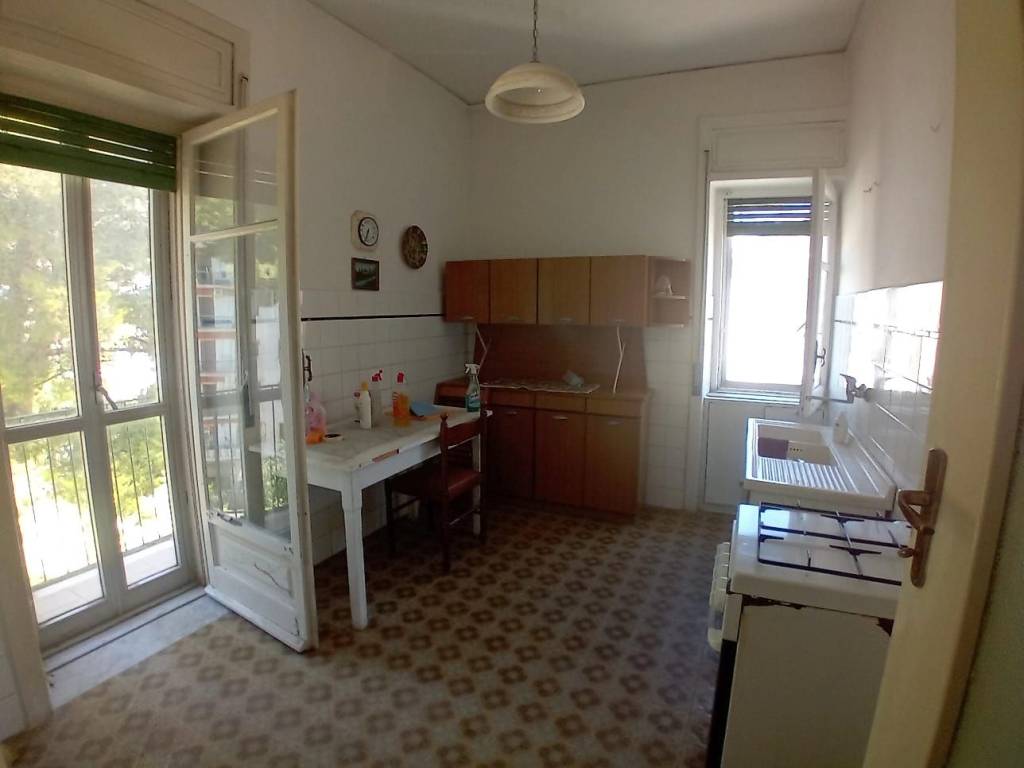 appartamento in vendita a Salerno in zona Ogliara