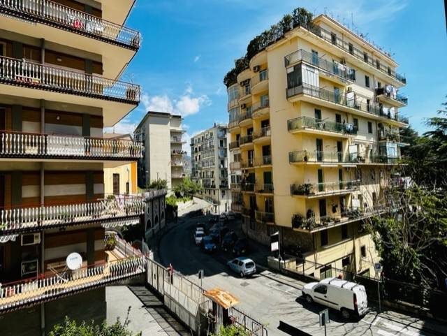 appartamento in vendita a Salerno