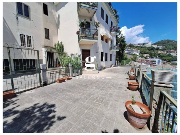 appartamento in vendita a Salerno in zona Torrione