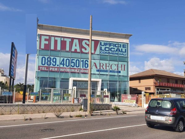 intera palazzina in vendita a Salerno in zona Zona Industriale