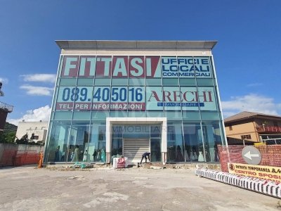 casa indipendente in vendita a Salerno in zona Zona Industriale