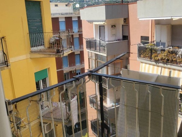 appartamento in vendita a Salerno in zona Pastena