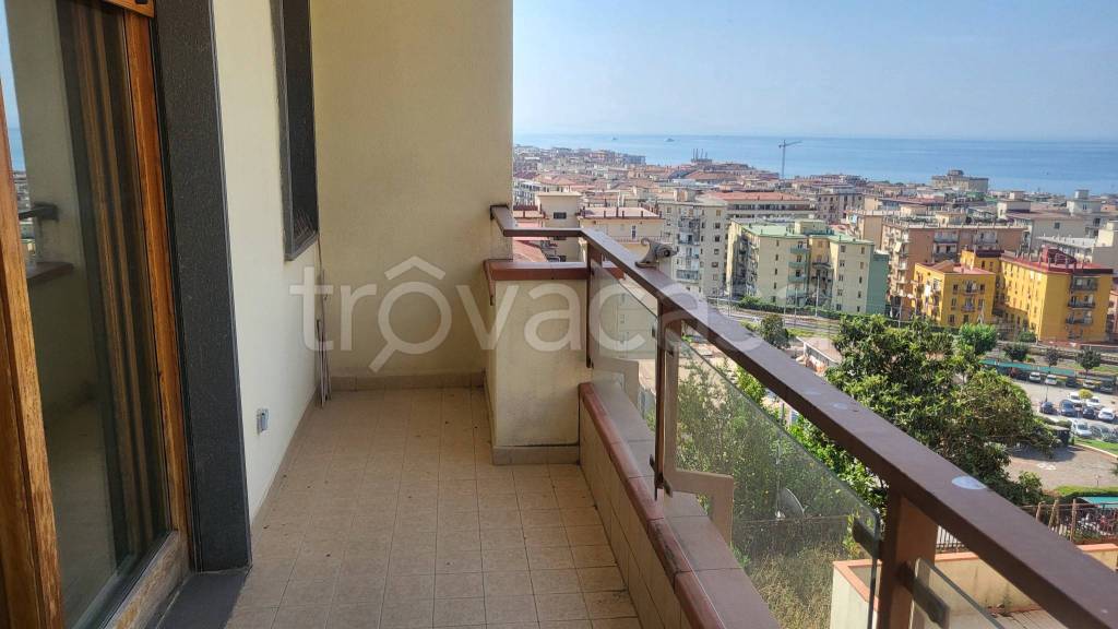 appartamento in vendita a Salerno in zona Brignano / Piezzo