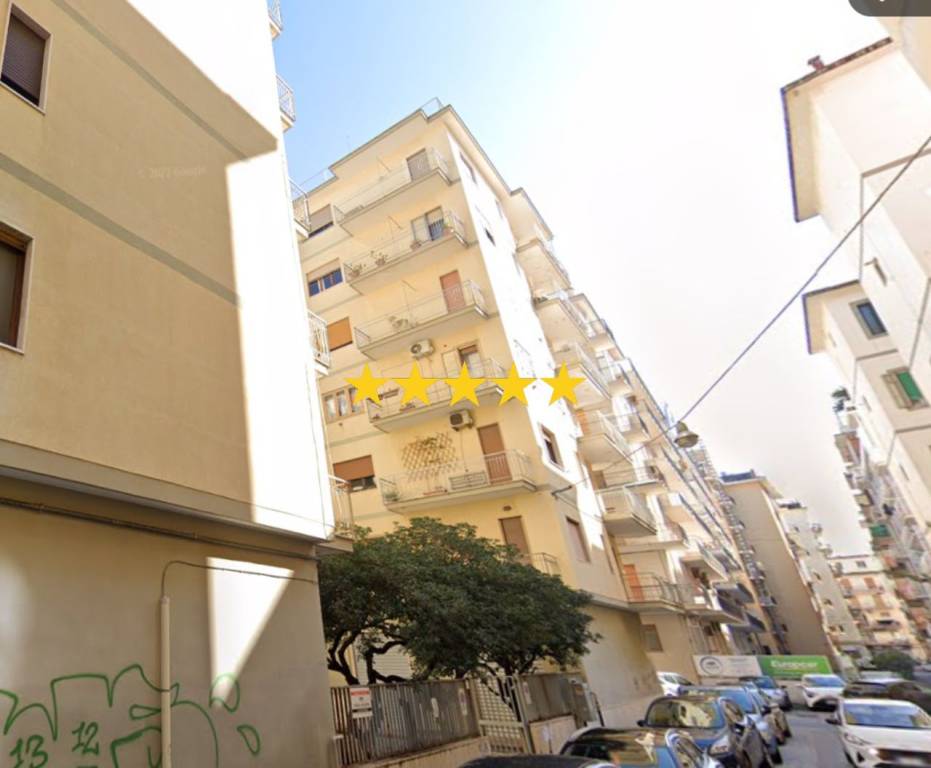 appartamento in vendita a Salerno in zona Pastena