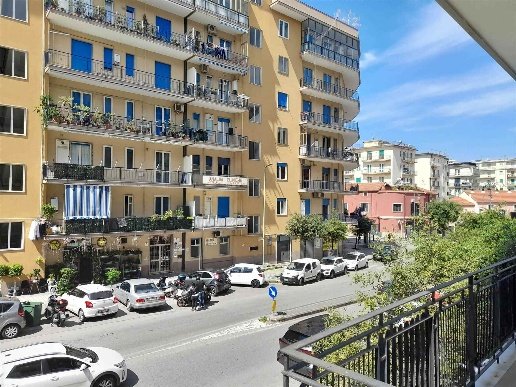 appartamento in vendita a Salerno in zona Mercatello