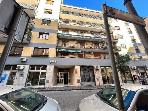 appartamento in vendita a Salerno in zona Arce-Vernieri