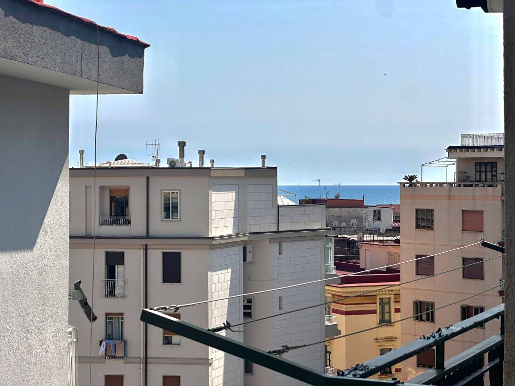appartamento in vendita a Salerno in zona Centro Città