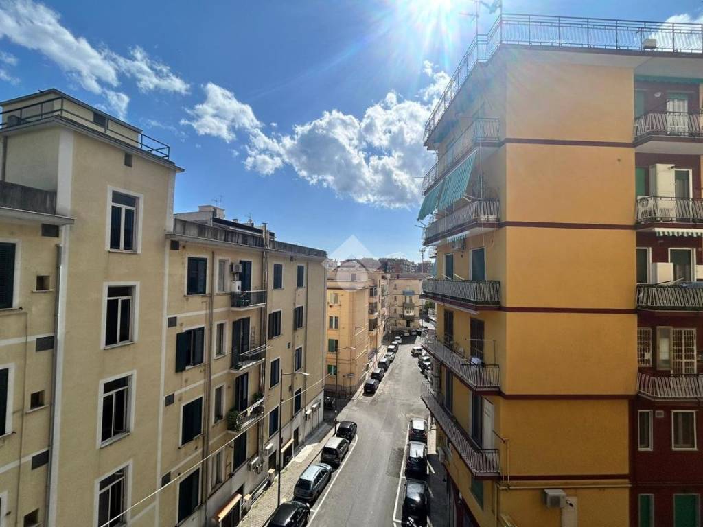 appartamento in vendita a Salerno in zona Irno
