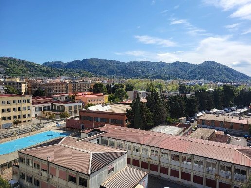 appartamento in vendita a Salerno in zona Pastena