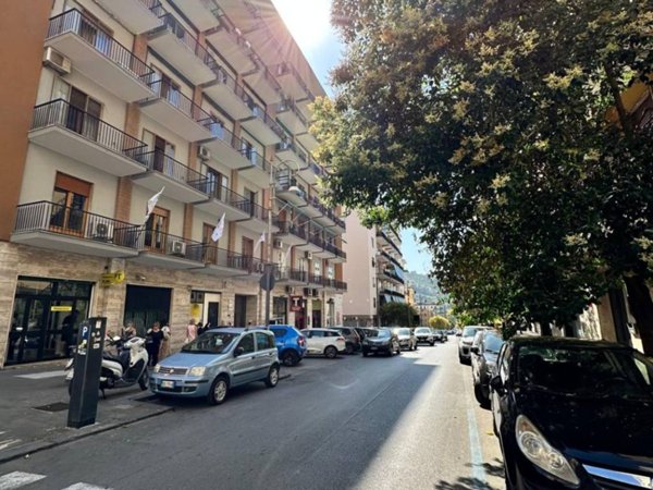 appartamento in vendita a Salerno