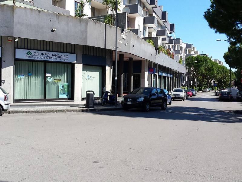 negozio in vendita a Salerno in zona San Leonardo