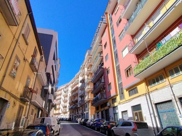 appartamento in vendita a Salerno in zona Centro Città